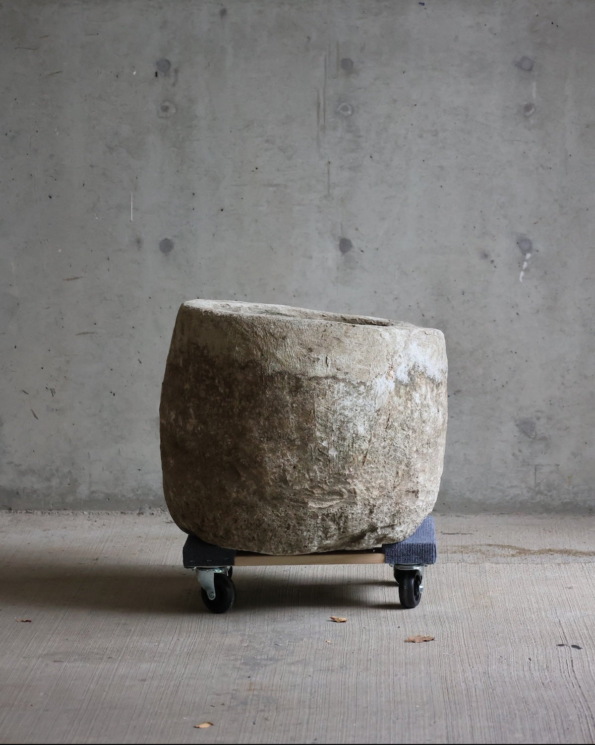 Indonesian Limestone Vessel LS0002